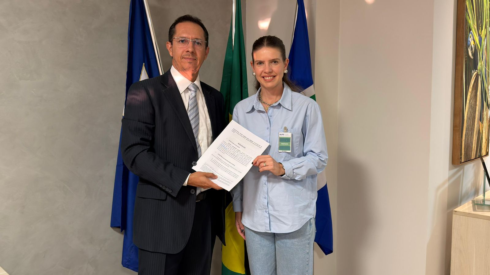 Rafaela Fávaro denuncia ao MPF suspeitas de superfaturamento e desperdício na Educação de Cuiabá