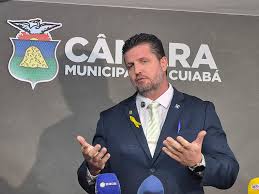 Ranalli rebate Abílio sobre CPI da CS Mobi: "Se quiser rescindir, pague a multa e beijo do gordo "