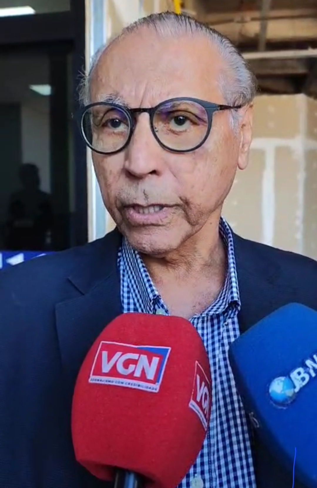 Saída de Gilberto indicaria falta de comando de Mauro, diz Júlio