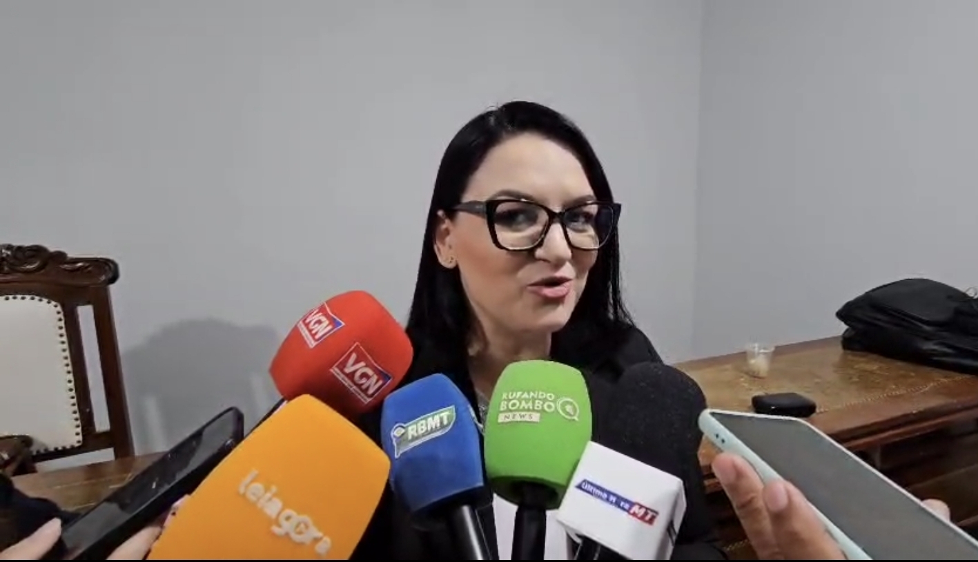 Apesar de negar articulações, Samatha afirma estar honrada por ter o nome lembrado para compor chapa com Otaviano Pivetta.