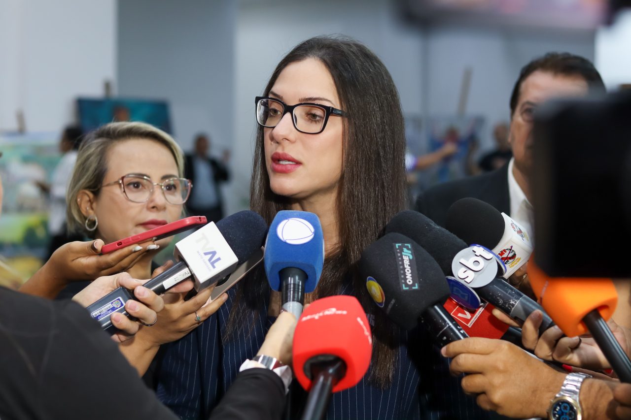 Sem pressão e sem recuo, Janaína Riva mantém pré-candidatura ao Senado