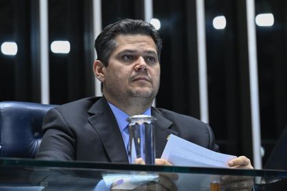 Senado pode levar mais de 30 dias para votar PEC 6x1