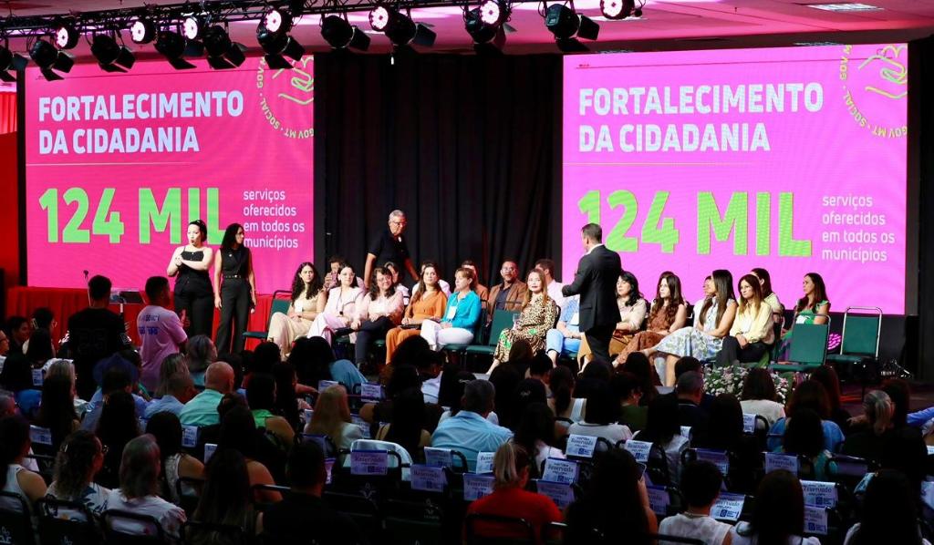 Setasc reúne prefeitos e apresenta balanço de ações sociais em Mato Grosso