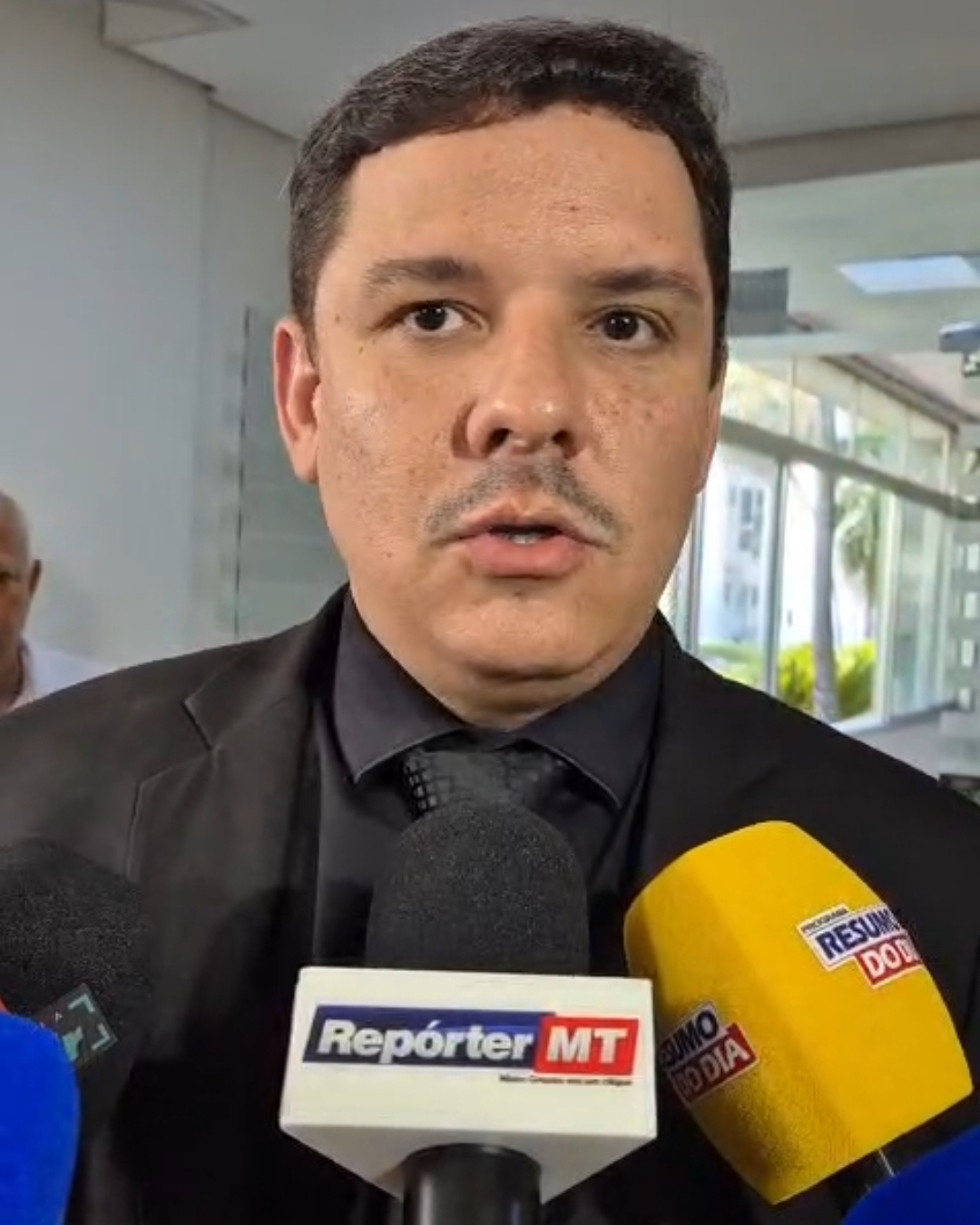 Vereador diz que participou de almoço com alvos, mas nega esquema