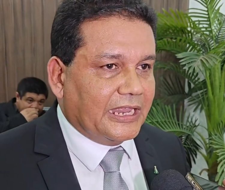 Wanderley barra projetos do DAE e trava liberação de R$ 14 milhões para Saúde em VG